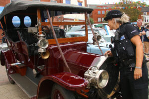 Motorshow 2019 vintage car and police